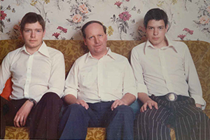 1976/78 Sons Join the Team