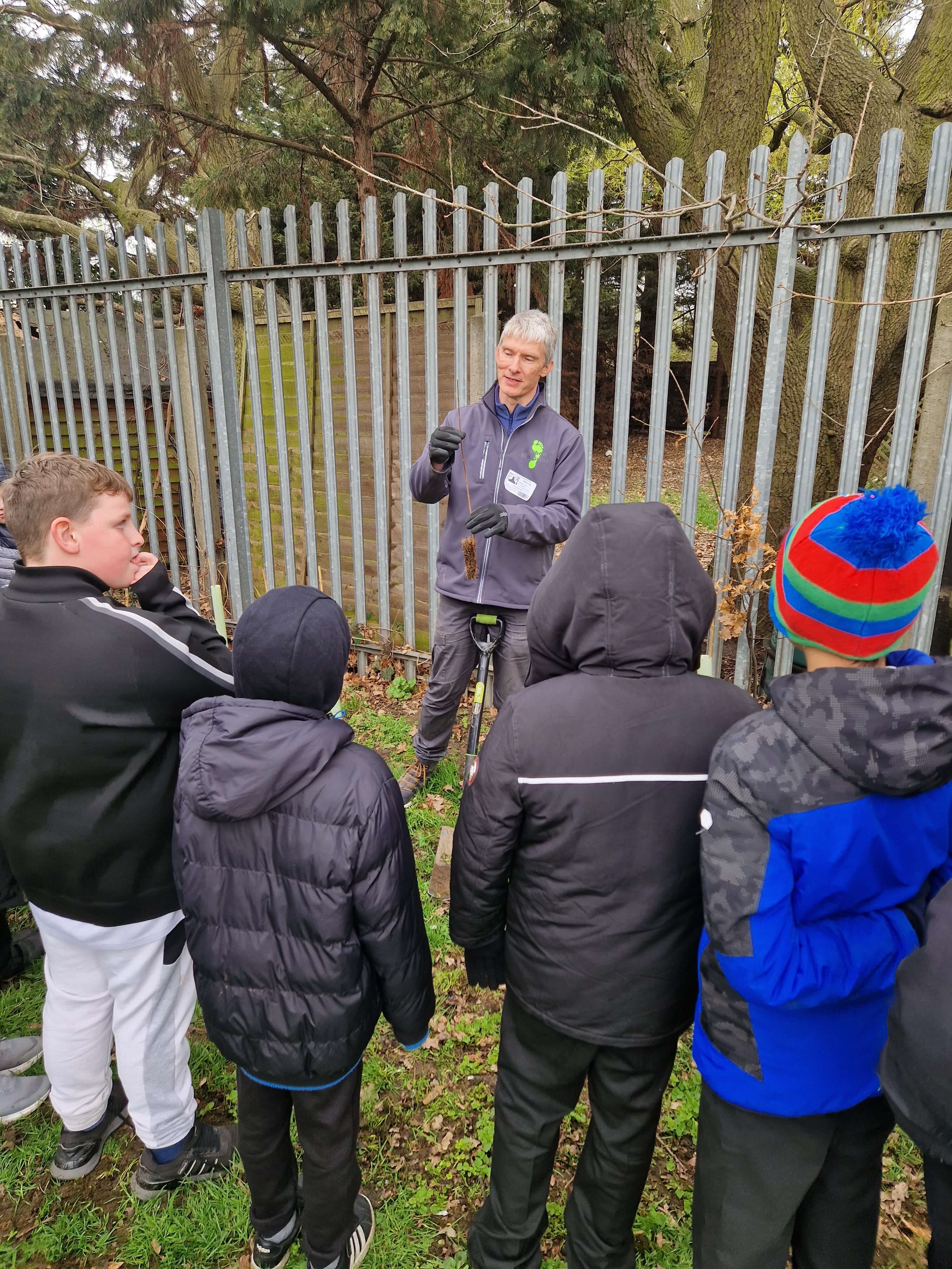 tree_planting_crane-park.jpg (2.49 MB)