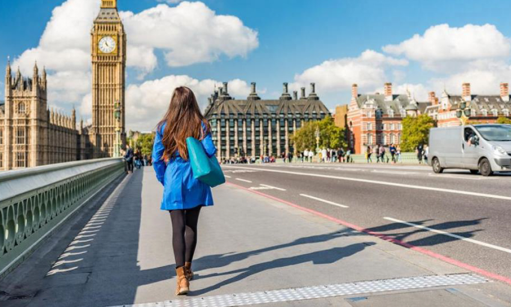 LONDON LAUNCHES PLAN TO 'WORLD'S MOST WALKABLE CITY' Bryson